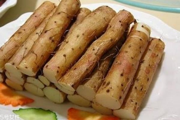 山藥皮發綠了還能吃嗎 沒發霉就可以食用