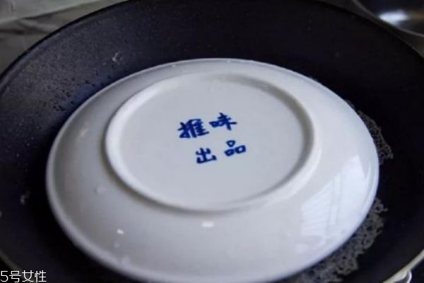 鍋貼和煎餃的區別 怎么煎餃子才香
