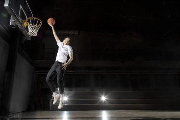 匡威all star pro bb發售時間 匡威實戰籃球鞋