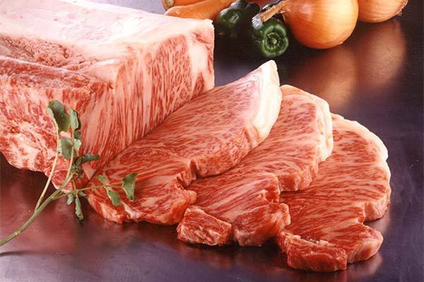 牛肉可以和菠菜一起吃嗎 牛肉營養價值