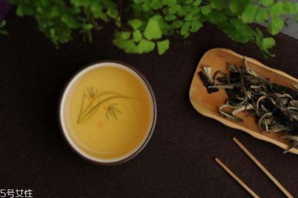喝熟普洱茶有什么好處 普洱茶生與熟的區別