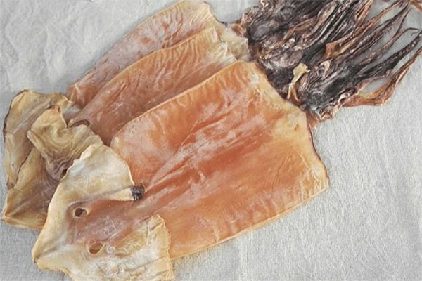 魷魚干和墨魚干的區別 這樣來區分