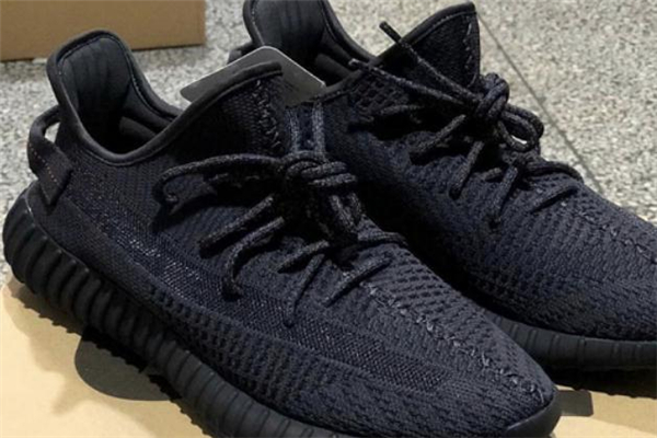 yeezy 350黑天使開箱測(cè)評(píng) 椰子350黑天使值得入手嗎