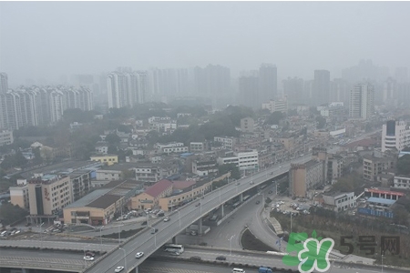 霧霾天開空氣凈化器有用嗎？空氣凈化器能除霧霾嗎？