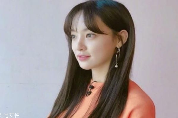 2019春夏發型趨勢 2019年中長發流行發型女