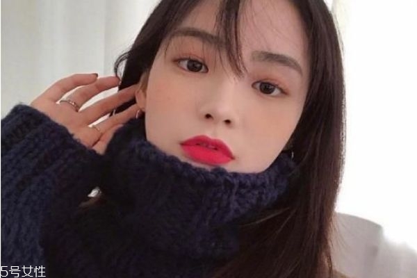 2019春夏發型趨勢 2019年中長發流行發型女
