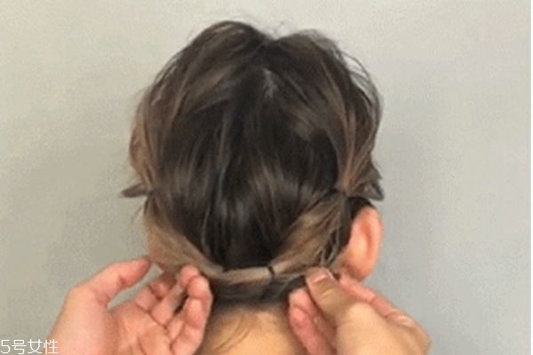 3歲寶寶短發簡單編發 小女孩可愛發型