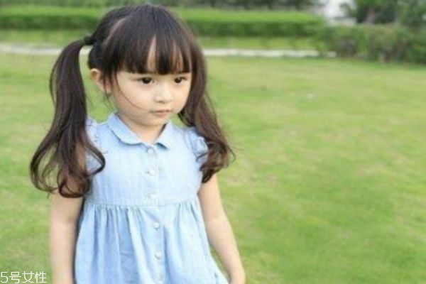 兒童女孩梳頭發的花樣 小女孩花式扎頭發步驟