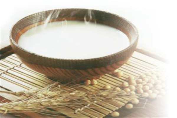 豆漿一天喝多少為宜 豆漿最好不要喝太多