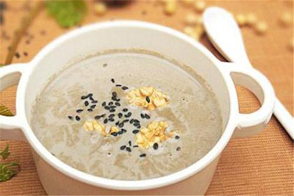 豆漿一天喝多少為宜 豆漿最好不要喝太多
