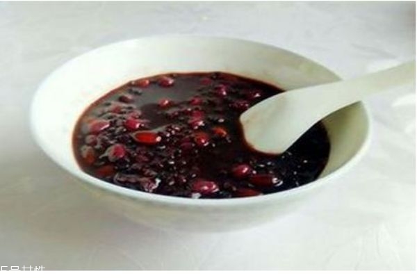 什么是黑豆呢 黑豆有什么營養價值呢