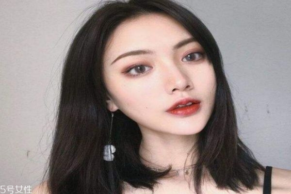 鎖骨發怎么剪好看 今年流行的鎖骨發