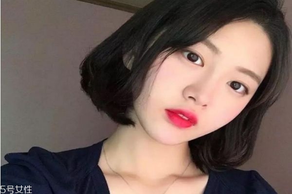 臉大什么發型顯臉小 臉大女生顯臉小的發型