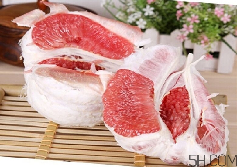 紅心柚子多少錢一斤？紅心柚子怎么挑選？