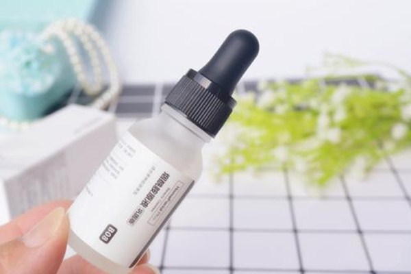 煙酰胺是什么 煙酰胺和神經酰胺有什么區別