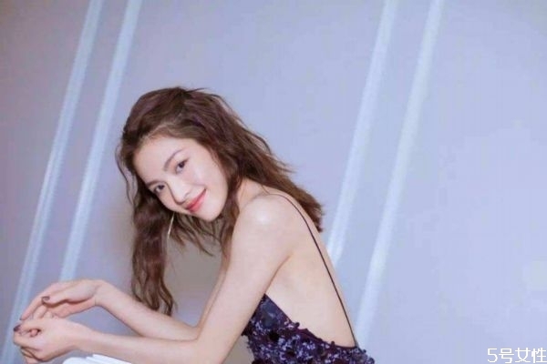 女生安全感不足表現在哪里 女生安全感不足的三種表現
