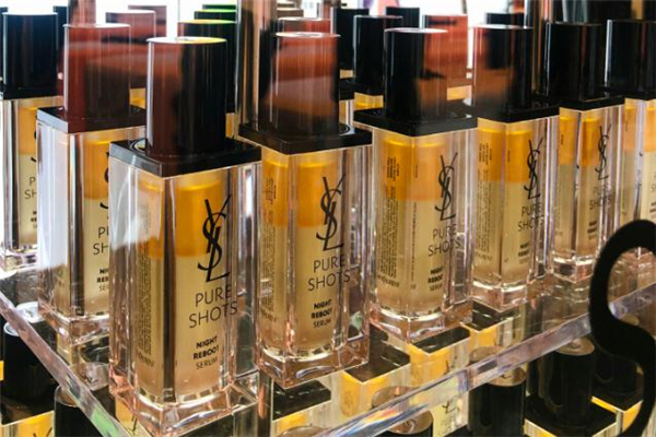 圣羅蘭夜皇后精華白天能用嗎 ysl夜皇后精華適合什么膚質