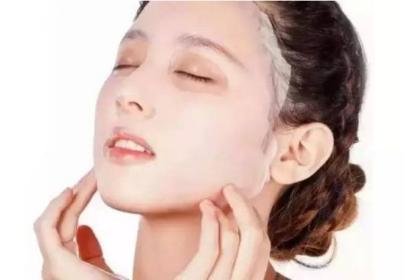 壓縮面膜會過敏嗎 如何判斷壓縮面膜里有沒有熒光劑