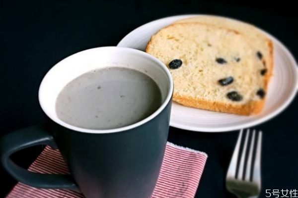 黑豆漿可以經常喝嗎 喝黑豆漿要注意什么呢