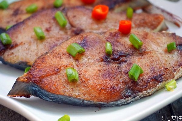 馬鮫魚有什么營養價值呢 吃馬鮫魚有什么好處呢