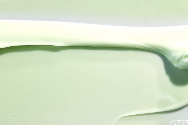 glamglow奇幻面霜適合什么膚質 格萊魅奇幻滋養(yǎng)面霜