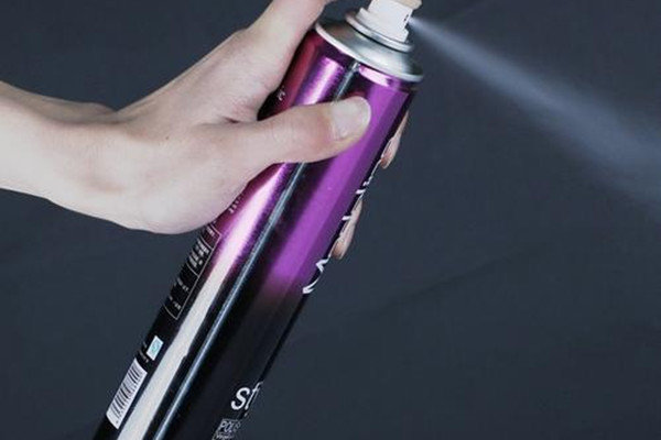 發膠正確使用方法 使用發膠要注意什么