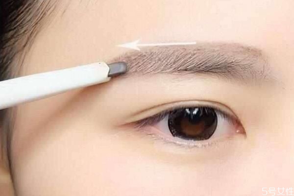 紋水霧眉需要多少錢 水霧眉和粉黛眉的區別