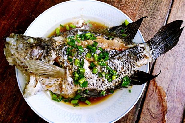 經期可以吃石斑魚嗎 產后可以吃石斑魚嗎