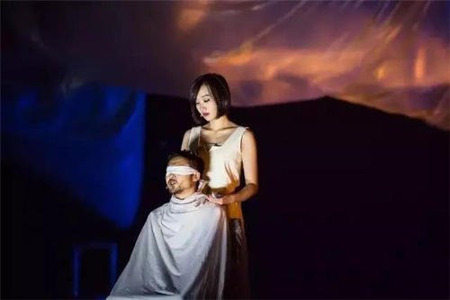 女生戀愛應該有怎樣的態度 什么情況下女生不適合戀愛