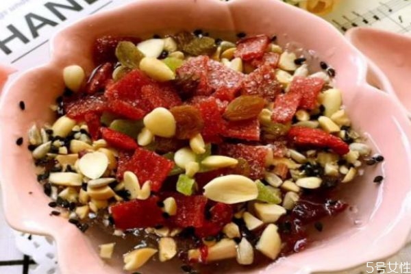 杏仁茶應該怎么做 喝杏仁茶有什么好處