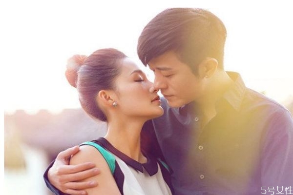 老公有外遇我想離婚怎么辦 如何發現老公出軌