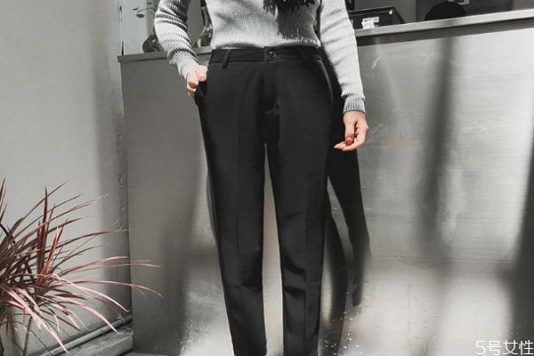 黑褲子為什么會發白 黑褲子如何防止發白