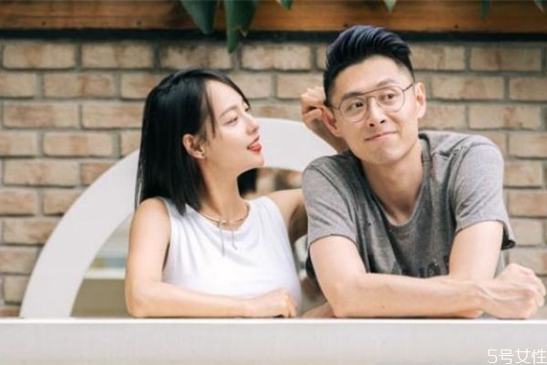 夫妻湊合過日子的表現 搭伙過日子的婚姻表現