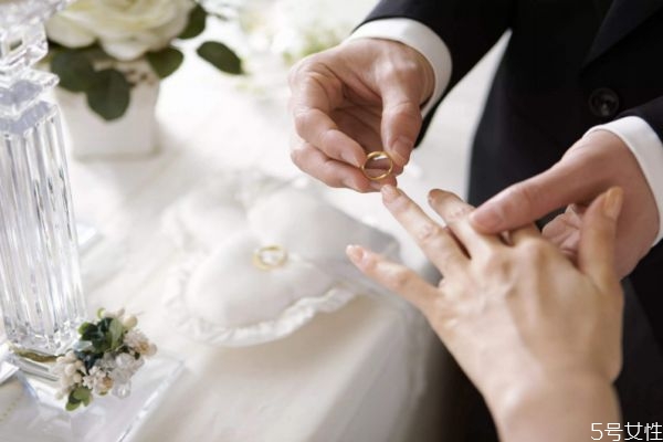 為什么本命年不適合結婚 化解本命年的方法
