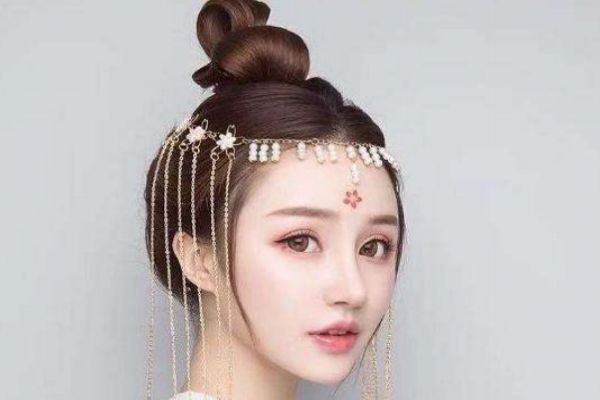 好看的古風(fēng)發(fā)型有什么 盤(pán)點(diǎn)好看的古風(fēng)頭發(fā)