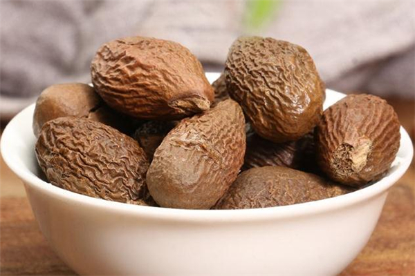 胖大?？梢灾温匝恃讍?胖大?？梢灾慰人詥?><p><strong>胖大海可以治慢性咽炎嗎 胖大?？梢灾慰人詥?/strong></p></a></li> <li><a href=