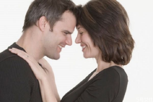 異地怎么知道老婆出軌 出軌的女人4種表現