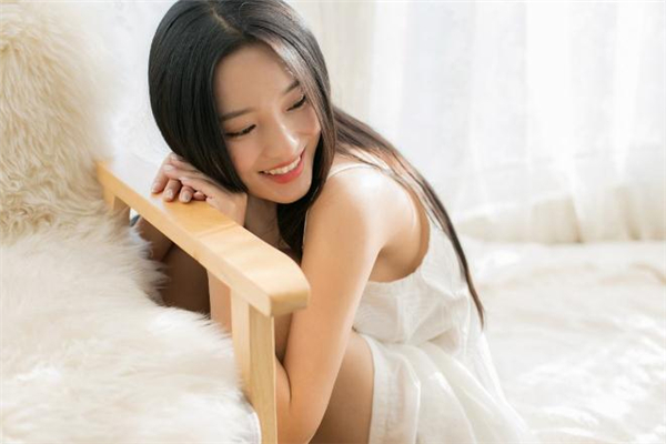 頭發軟化過了怎么補救 受損發質怎么軟化