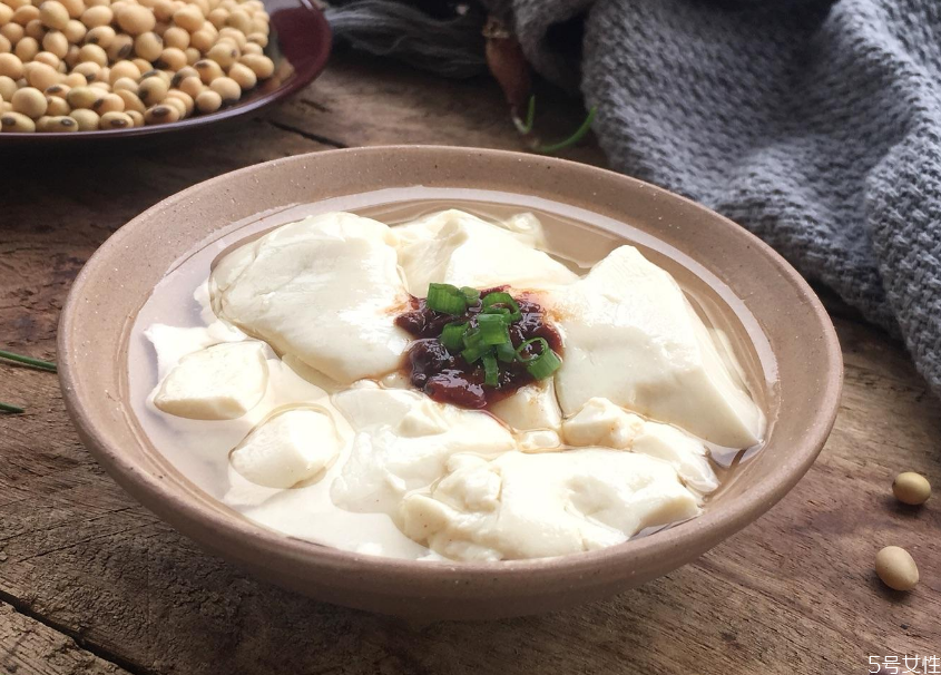 豆腐腦和豆漿哪個更有營養 減肥可以吃豆腐腦嗎