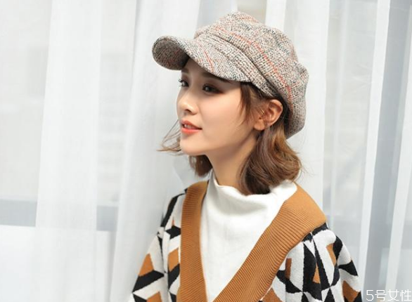 不同發型適合什么帽子 如何防止戴帽子把發型壓扁