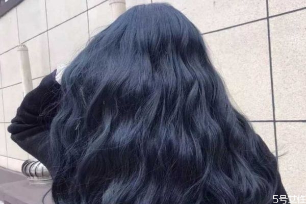 漂發劑弄到手上怎么辦 漂發劑弄到衣服上能洗掉嗎