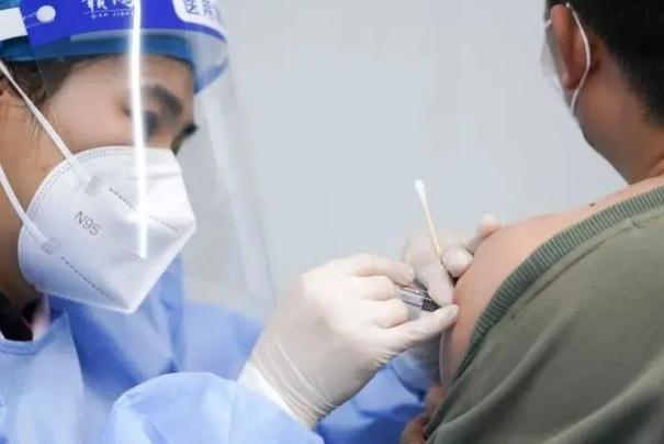 新冠疫苗的副作用和不良反應 出現不良反應怎么辦
