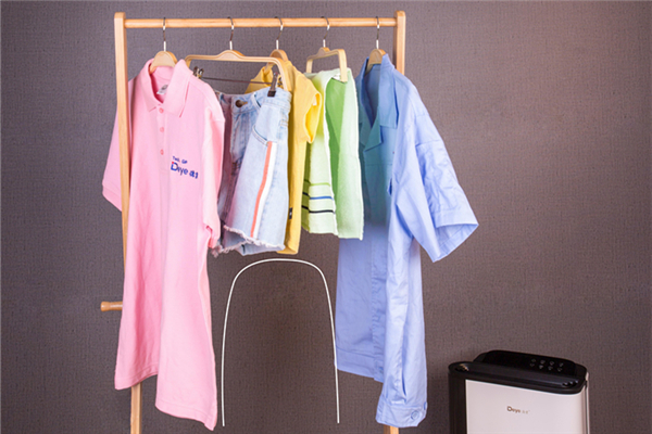梅雨季節衣服不干怎么辦 梅雨季節衣服怎么晾干