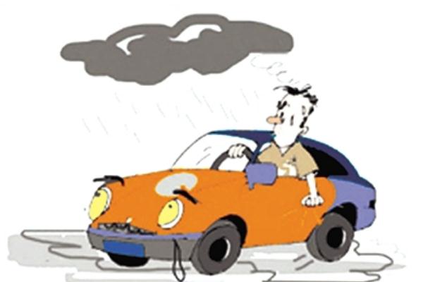 鄭州發暴雨預警后車停滿高架 暴雨應急自救常識