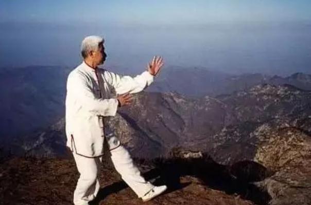 打太極拳是什么意思 打太極拳是有氧運(yùn)動還是無氧運(yùn)動