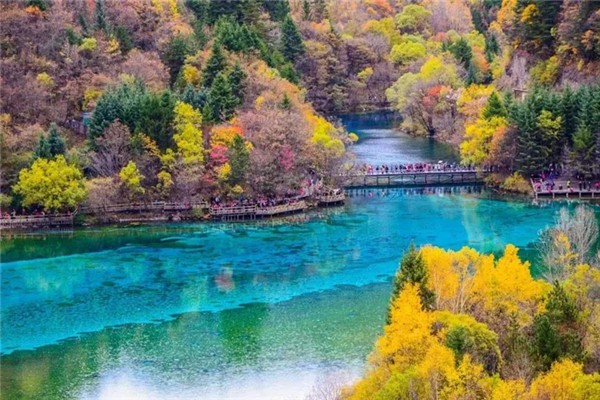九寨溝在四川哪個城市 九寨溝適合哪個季節去