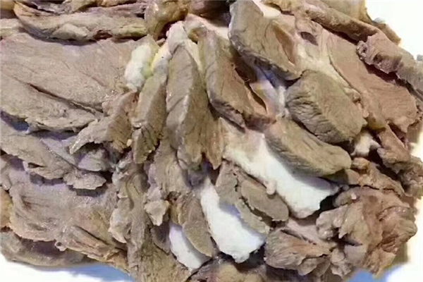 羊肉適合什么季節吃 羊肉在冬天吃有什么好處