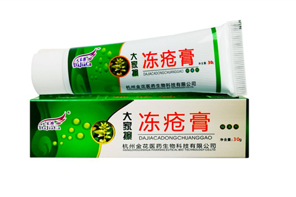 凍瘡膏抹過發紅還能抹嗎 凍瘡膏抹上什么感覺