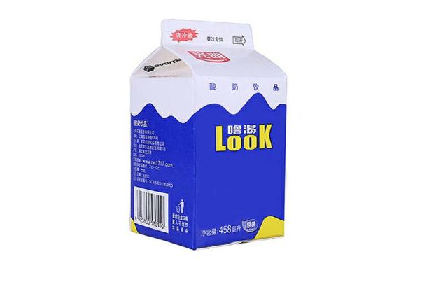 光明酸奶嚕渴有營養嗎 喝光明酸牛奶的最佳時間