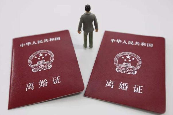 離婚孩子怎么判撫養權 離婚可以給孩子改姓名嗎